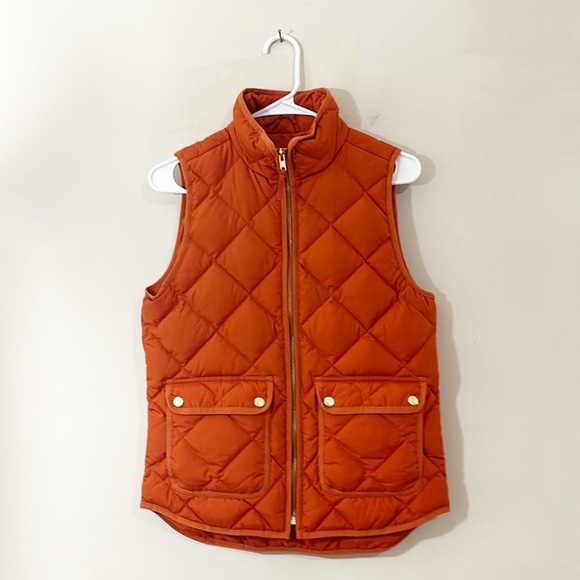 J.Crew Rust Orange Quilted Down filled vest zip pockets women size XS - Picture 2 of 8